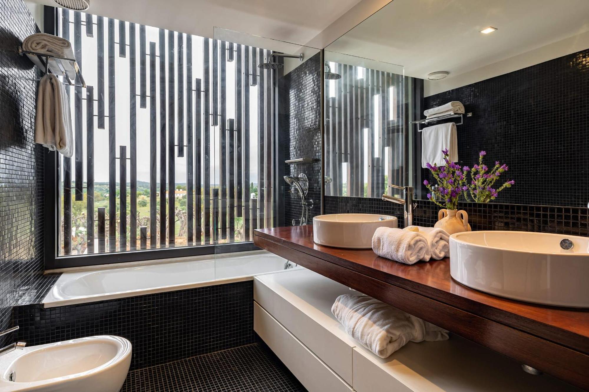 Villa com 2 Quartos e Piscina Privada